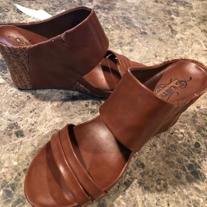 Unlisted (Kenneth Cole)  Wedges 10 Med